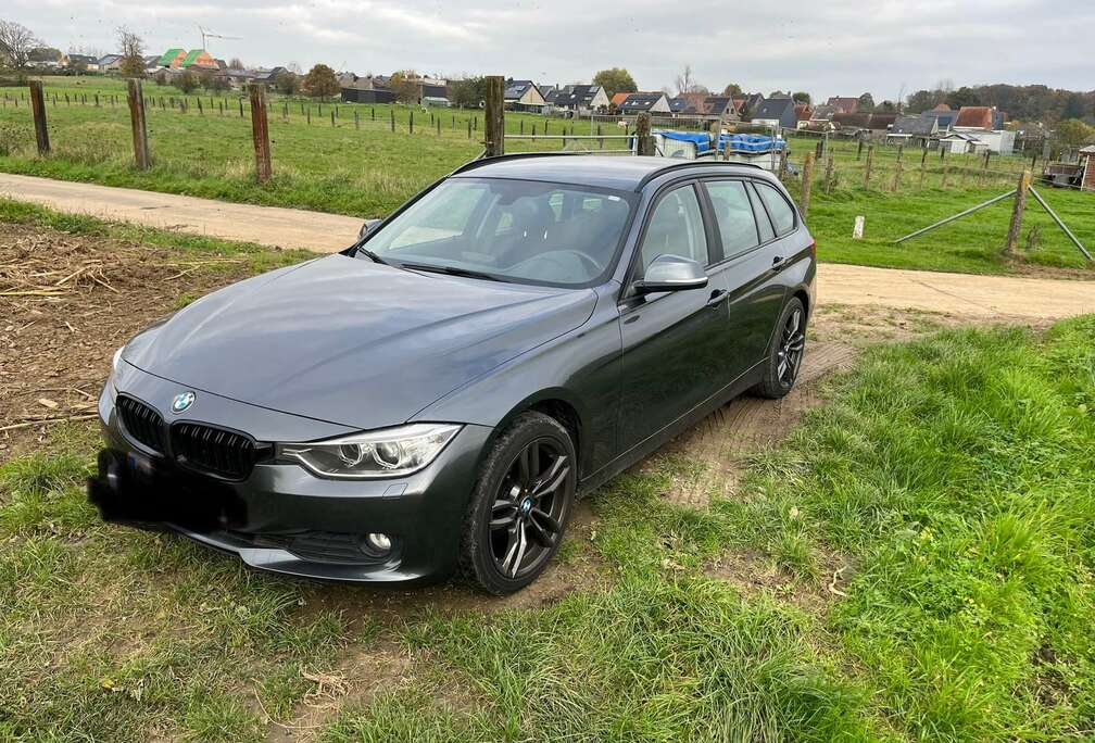 BMW 318d Touring