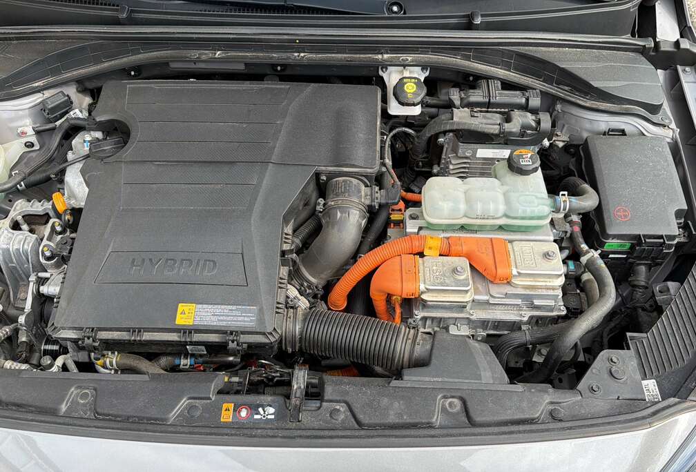 Hyundai Hybrid 1.6 GDI Premium