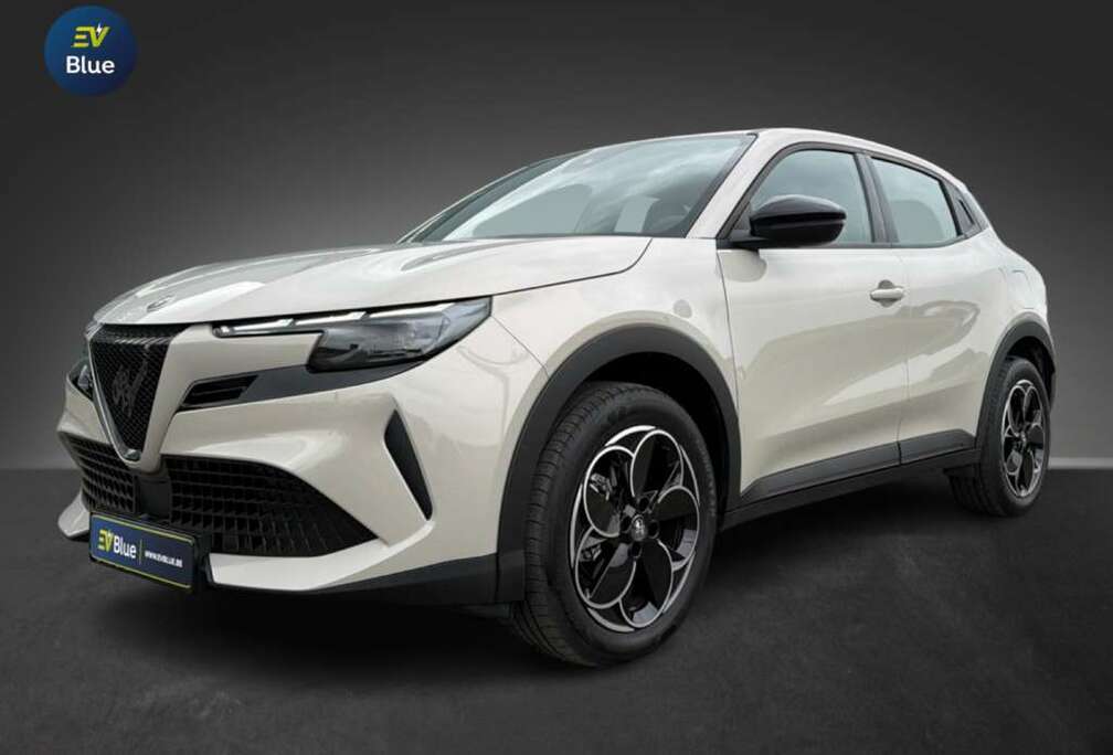 Alfa Romeo e-Junior Elettrica - 54 kWh CARPLAY - FULL LED - DAB