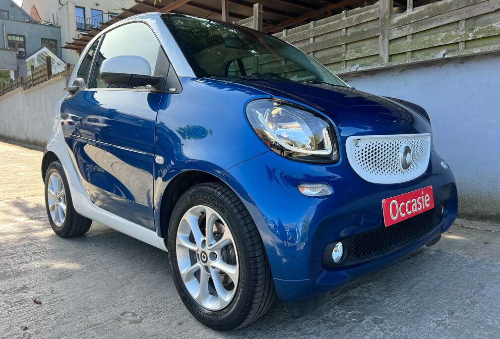 Smart Fortwo coupé 1.0i Passion (12 mois de garantie)