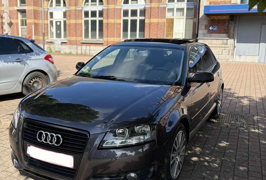Audi Sportback 1.6 TDi Ambition S line Start/Stop DPF