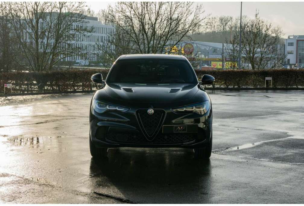 Alfa Romeo Quadrifoglio 2.9 Bi-Turbo V6  - Toit ouvrant pano