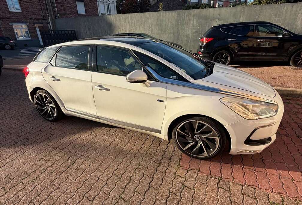 Citroen Hybrid4 Sport Chic BMP6