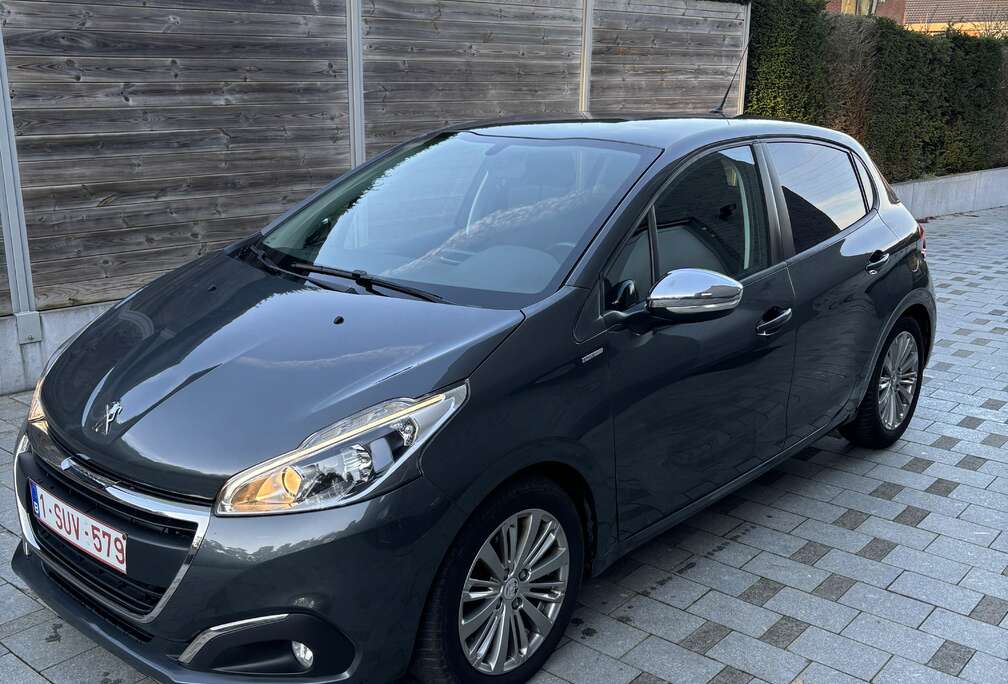 Peugeot PureTech 82 Style