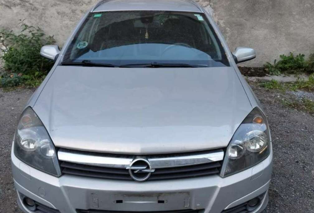 Opel SW 1.9 DTL CDTi Cosmo