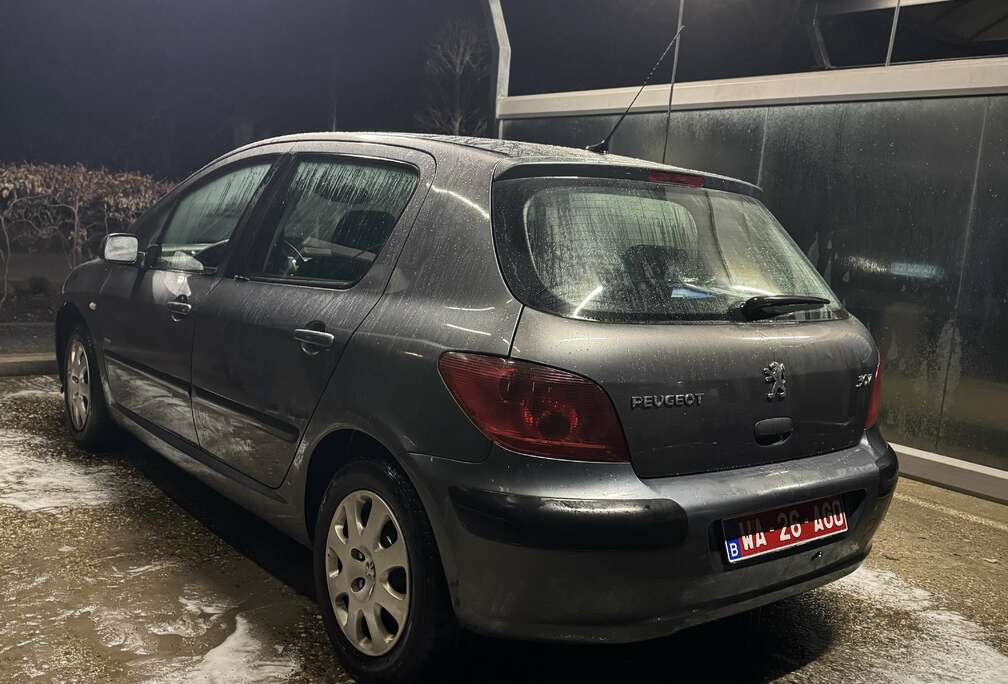 Peugeot 110 NAVTECH ON BOARD