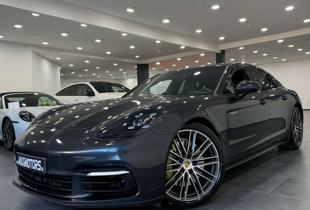 Porsche 4 e-Hybrid 2.9V6 Bi-Turbo Full Option Full Service