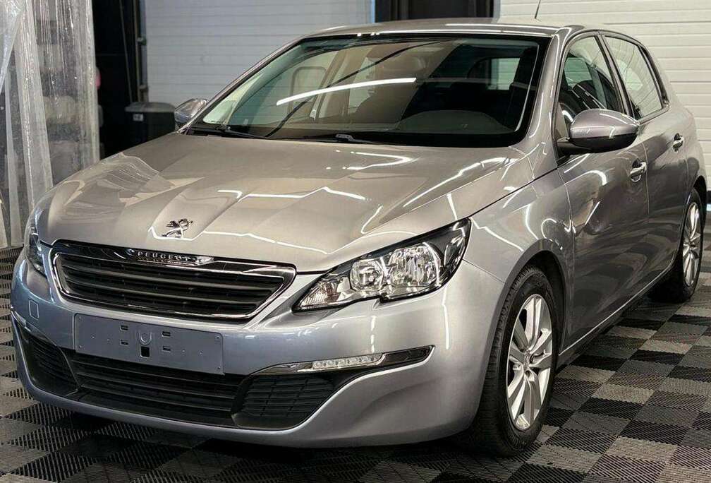 Peugeot 1.2 PureTech bj. 2014 143000km