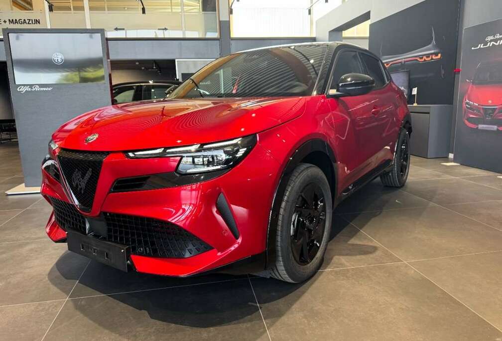 Alfa Romeo Ibrida 145PK