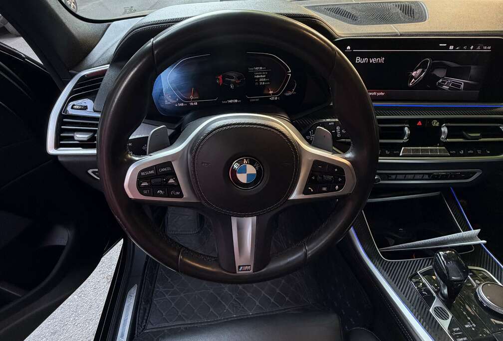 BMW xDrive 30d. G5X