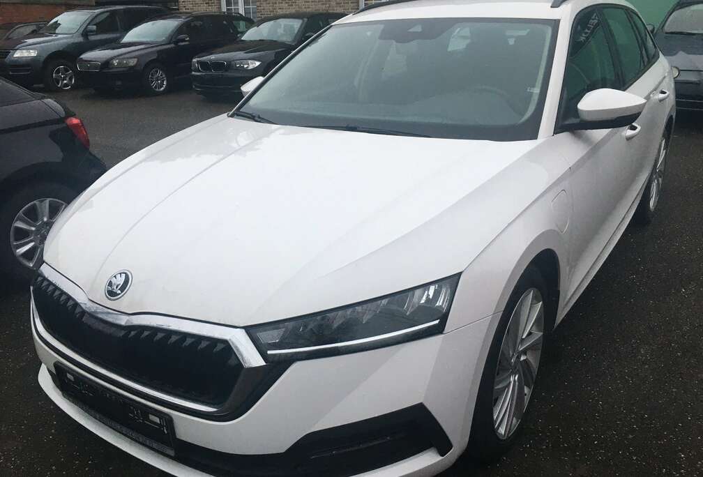 Skoda BREAK AUTOMAAT 1.4 TSI 110KW eTec AMBITION DSG