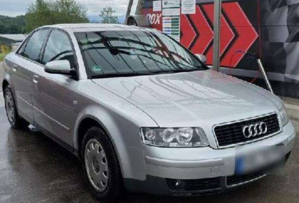 Audi B6 2.0 Benzin