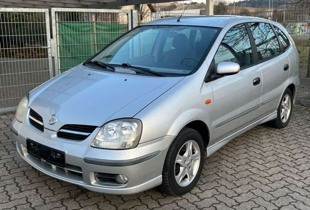 Nissan Almera Tino 1.8i 16v Acenta