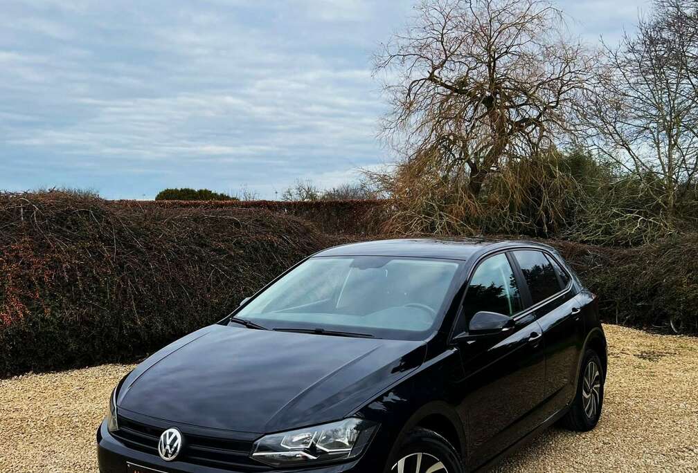 Volkswagen 1.6 CR TDi Comfortline GRAND GPS LED CARPLAY CLIM