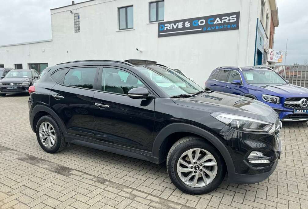 Hyundai 1.7 CRDi 2WD Launch Edition - Panoramische dak