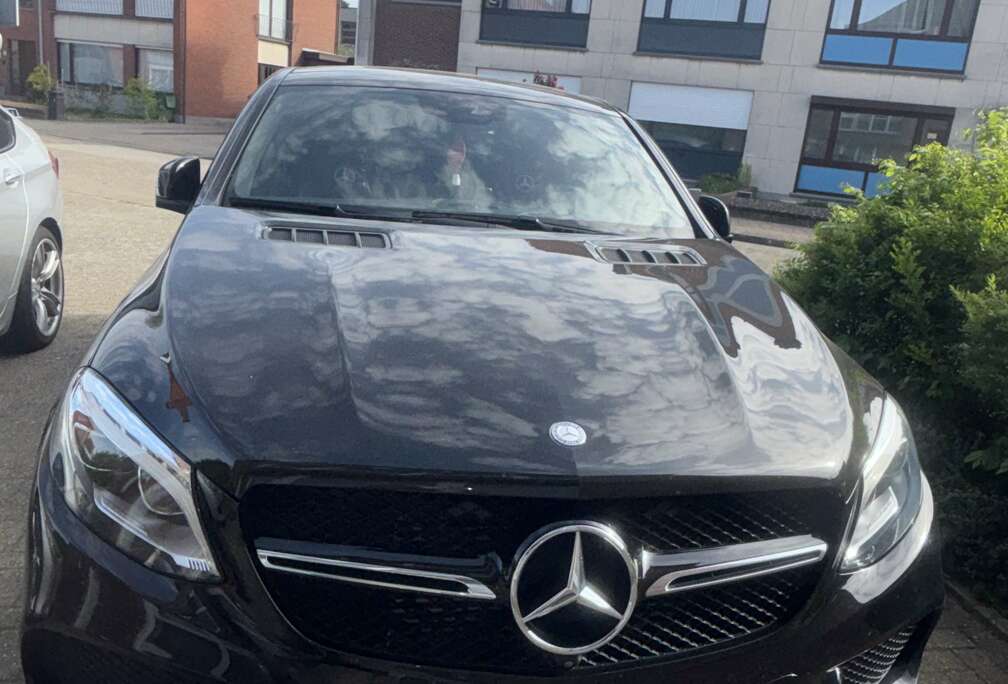 Mercedes-Benz Coupé d 4-Matic