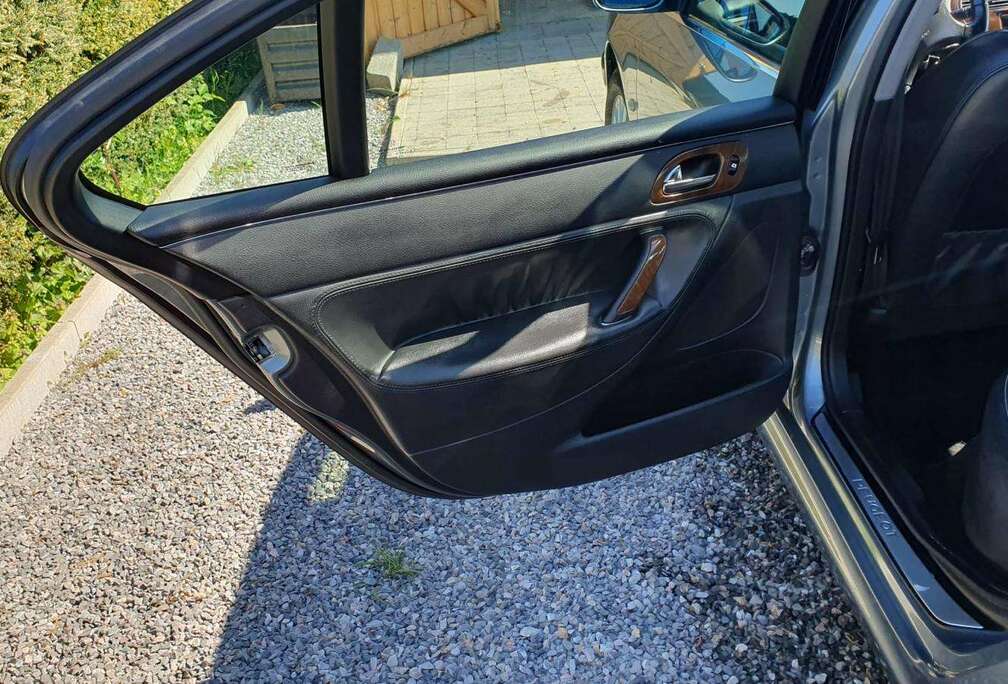 Peugeot 607 2.2 HDi 16v Executive Ebene