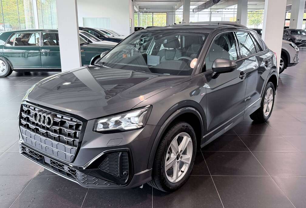 Audi Q2 35 TFSI S line, Shadow Line, Adaptive Cruise Control, Achteruitrij Camera, Led