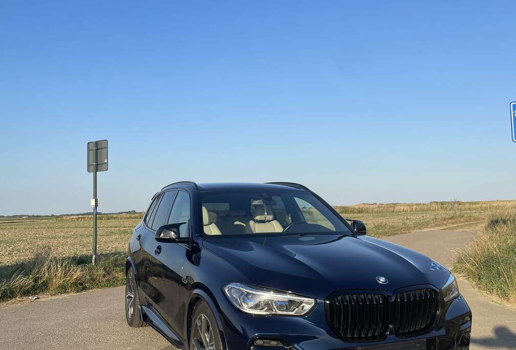 BMW xDrive45e xLine