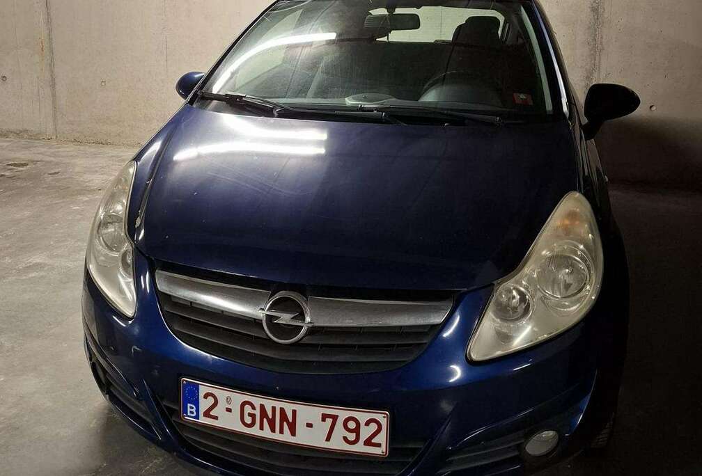 Opel Corsa 1.2 16V Cosmo