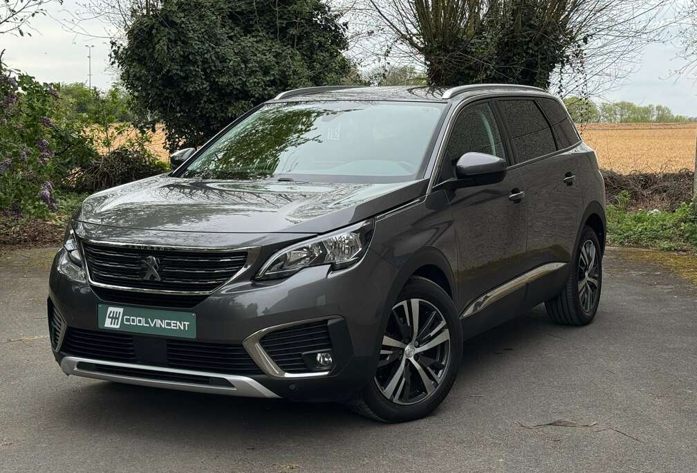 Peugeot 5008 // CAMERA // CARPLAY // 7 PLACES