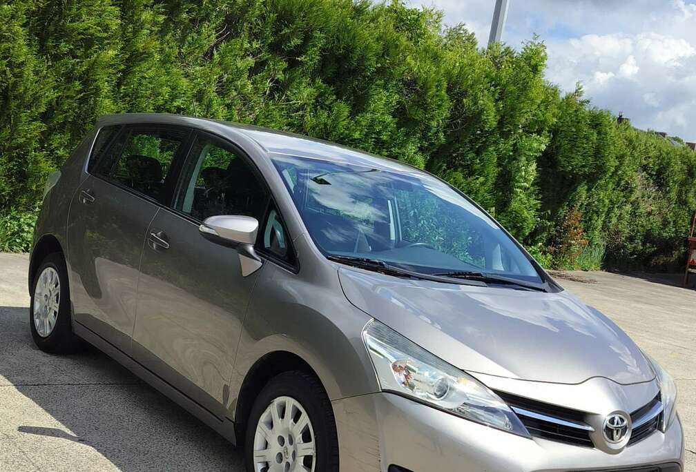 Toyota 1.6 D-4D Active 5pl.
