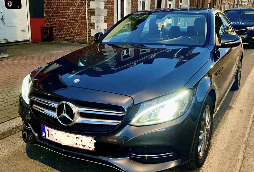 Mercedes-Benz D