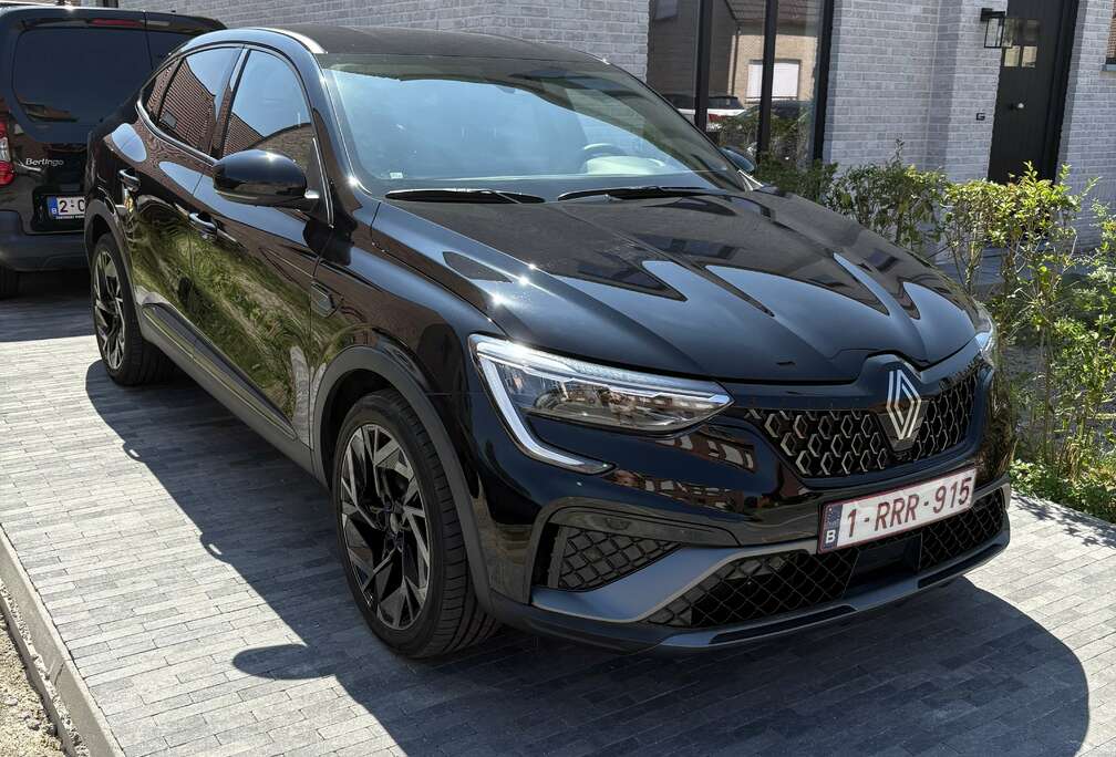 Renault 1.3 TCe MHEV Esprit Alpine EDC