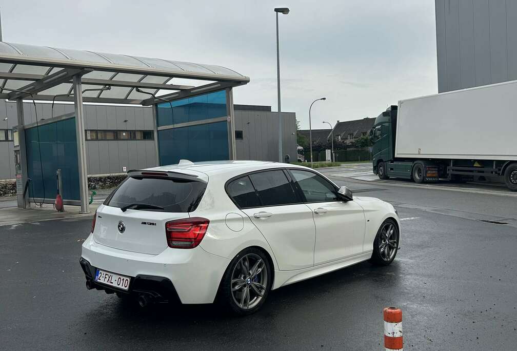 BMW M135iXAS