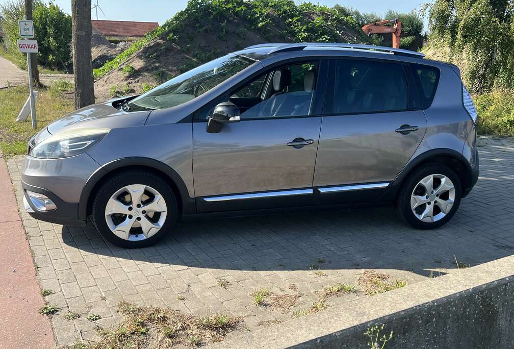 Renault Energy TCe 115 S&S Xmod Bose Edition