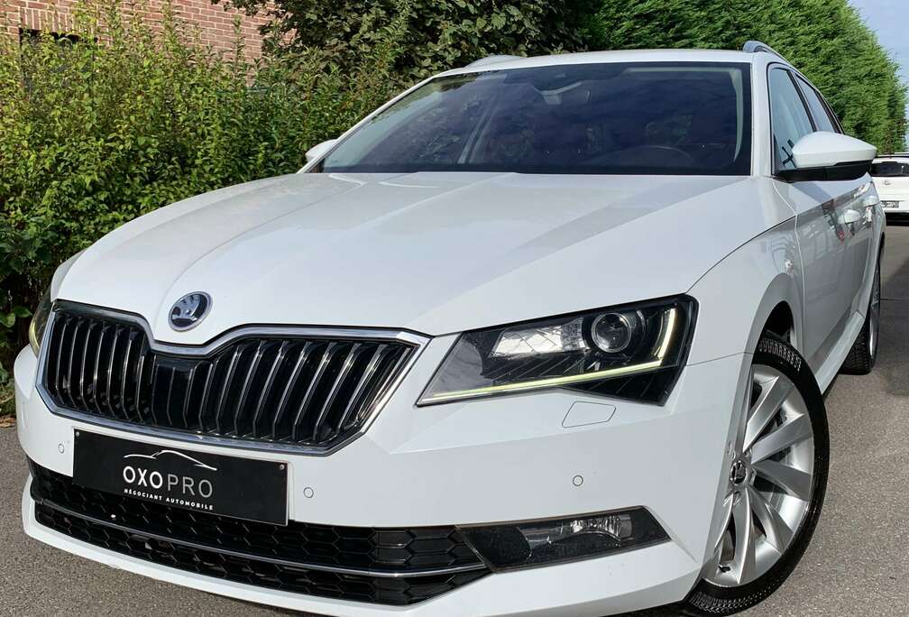 Skoda 2.0 TDi 150CV DSG / STYLE / XENON / CUIR / GPS / CARPLAY / CAMERA / 9.495€ HORS TVA