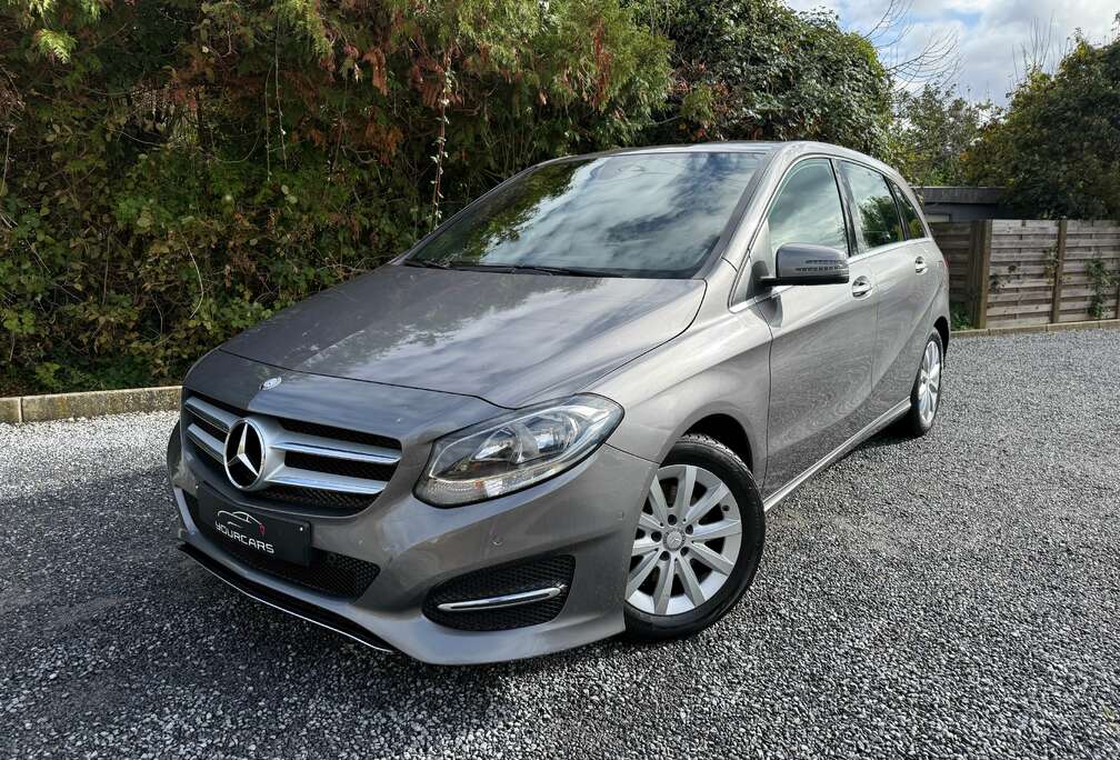 Mercedes-Benz BENZINE * GPS * CRUISE CONTROL * PDC * EURO 6