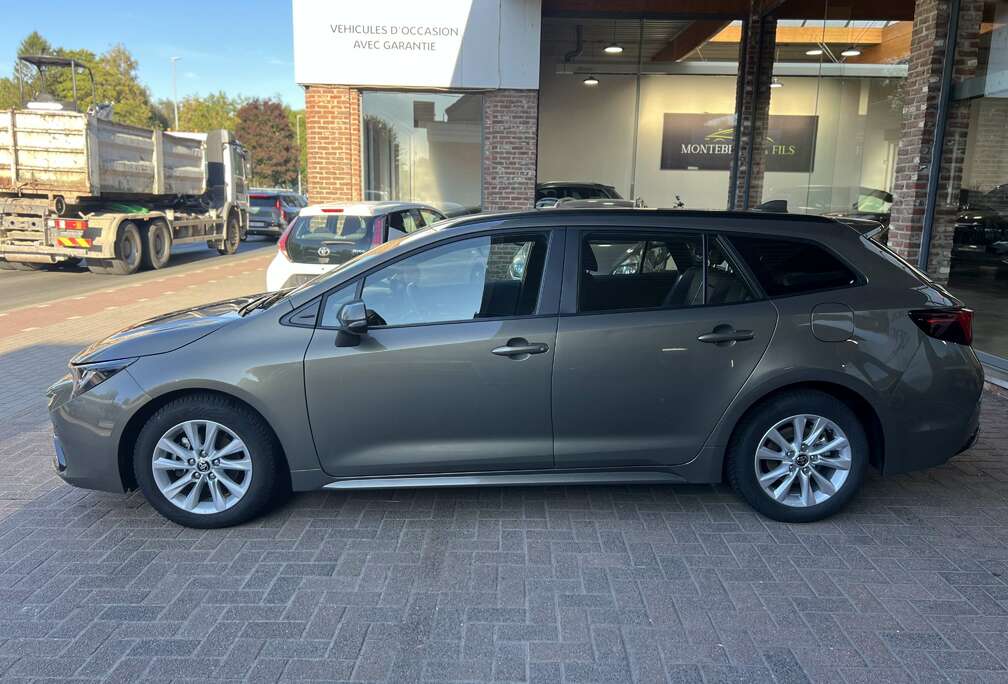 Toyota TS 1.8 Hybrid Style e-CVT GPF**10 ANS DE GARANTIE*