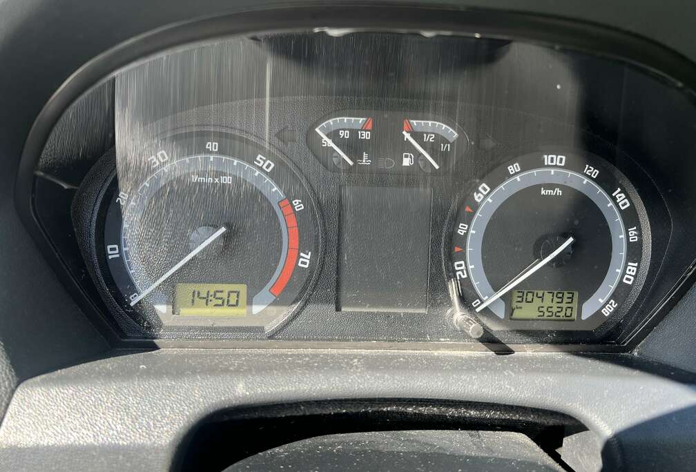 Skoda 1.4i 16v Ambiente