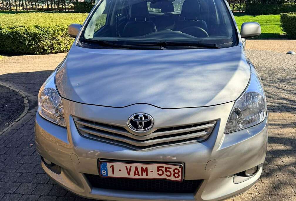 Toyota Verso 2.2 D-4D D-CAT Premium 7pl.