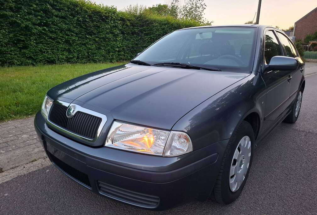 Skoda Octavia 1.4i 16v Tradition Climat