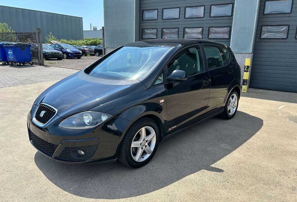 SEAT Altea 1.2 TSI wagen word gekeurd voor verkoop met nieuwe service zie foto\'s