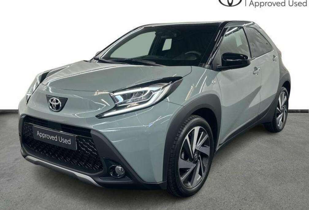Toyota AT Envy | JBL | carplay | heated seats