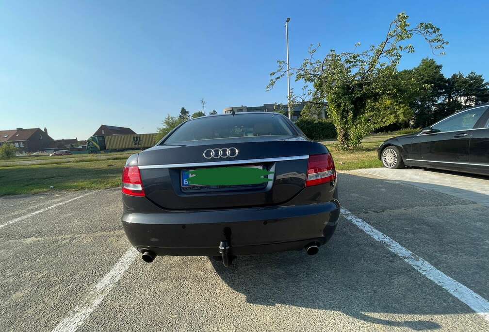 Audi 2.4