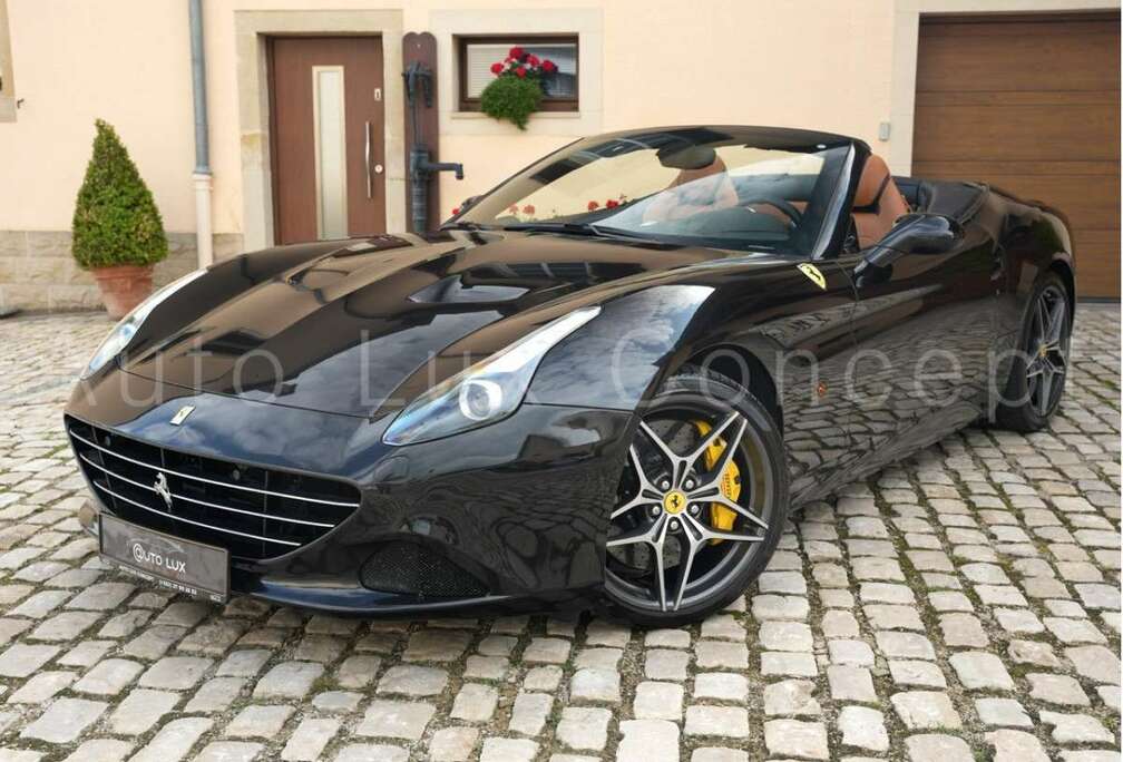 Ferrari T/CAMERA/MAGNERIDE/CARPLAY/FULL ELECTRIC SEATS