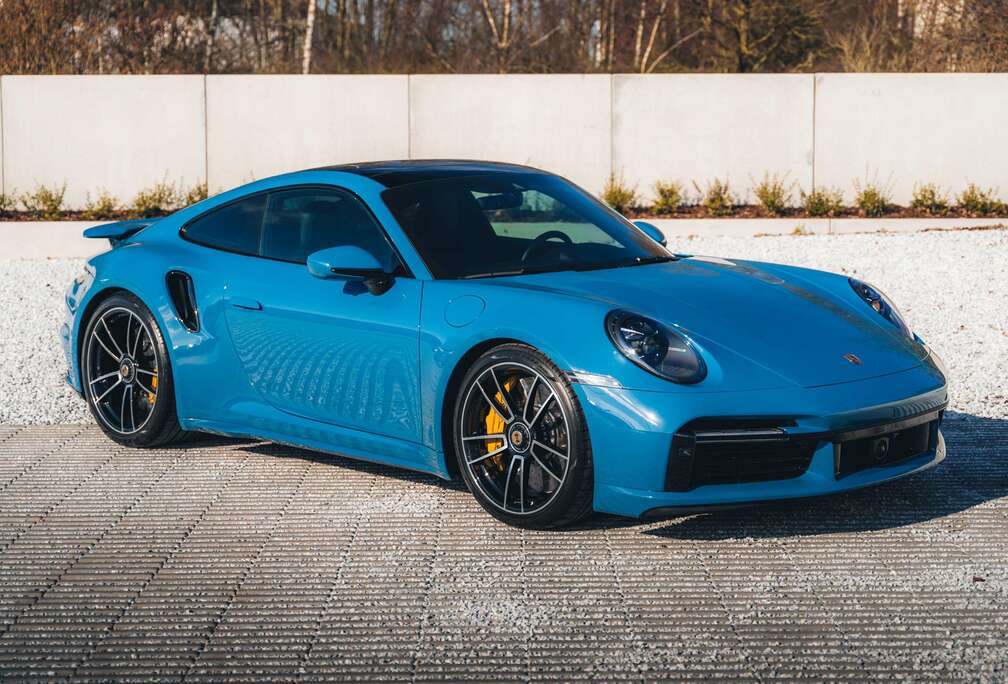 Porsche Turbo S / PTS Oslo blue / Pano / Burmester / Lift
