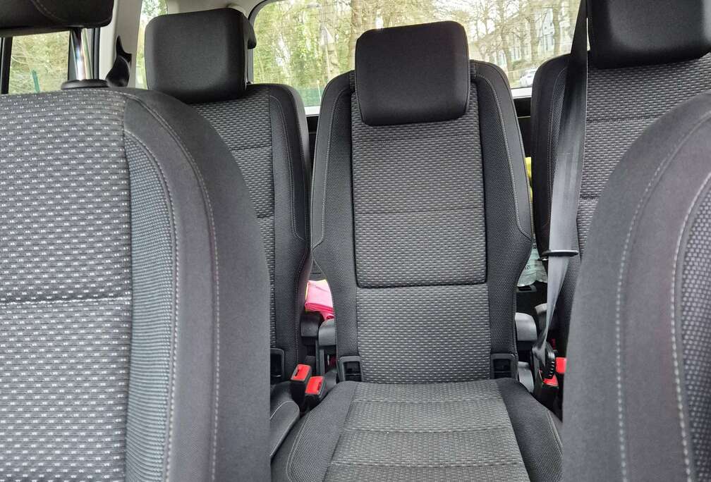 Volkswagen Touran 2.0 TDi SCR Trendline DSG (EU6.2)