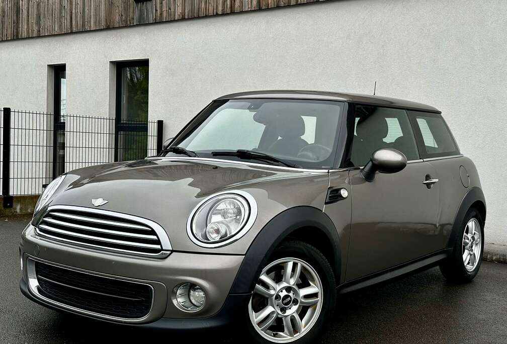 MINI Mini 1.6 D One BAKER STREET