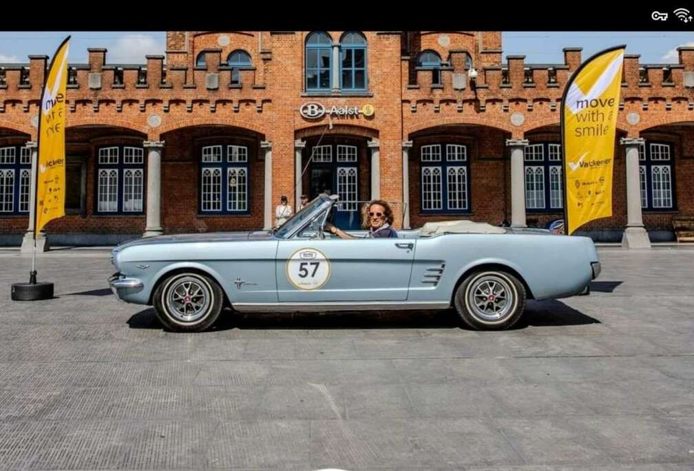 Oldtimer Ford Mustang cabriolet 1966 V8 289