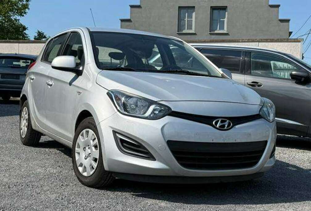 Hyundai 1.2i Comfort AIRCO / CLIMA EURO 5b