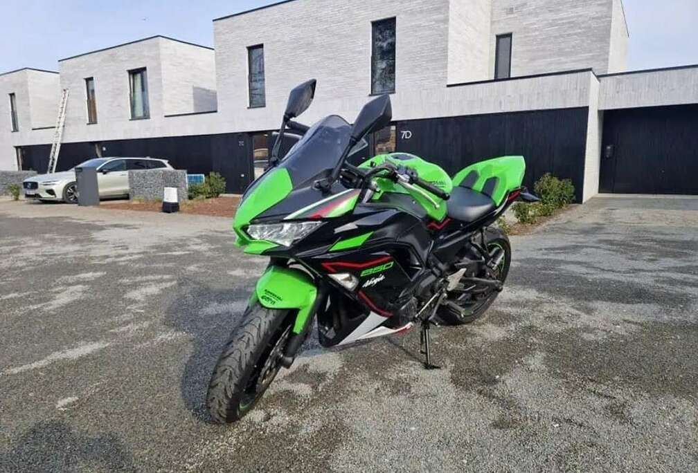 KRT edition full akrapovic