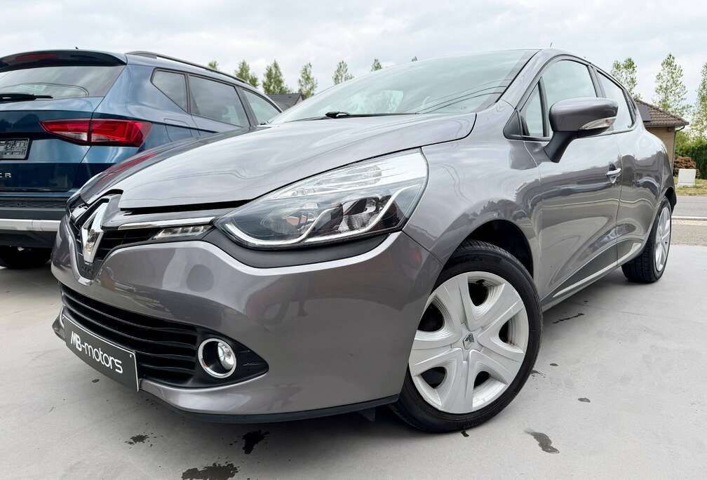 Renault **RESERVEE**RESERVEE**