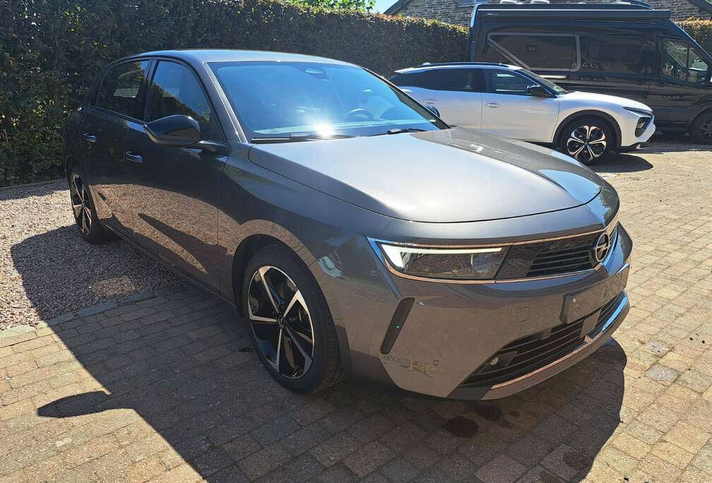 Opel Astra PHEV 1.6 Turbo Business Edition (EU6.4)