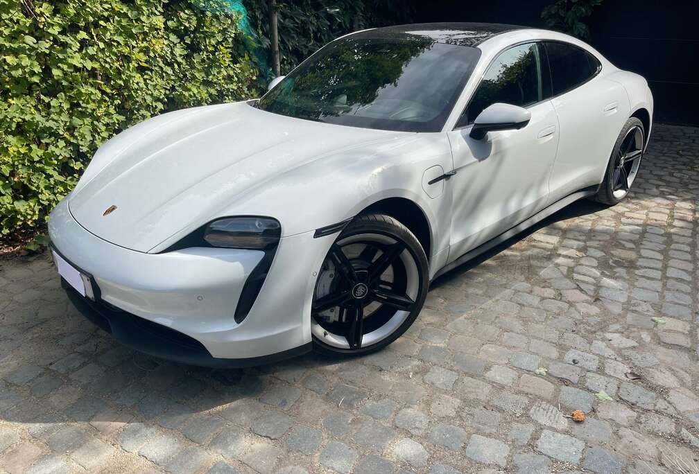 Porsche Taycan 93.4 kWh Taycan 4S
