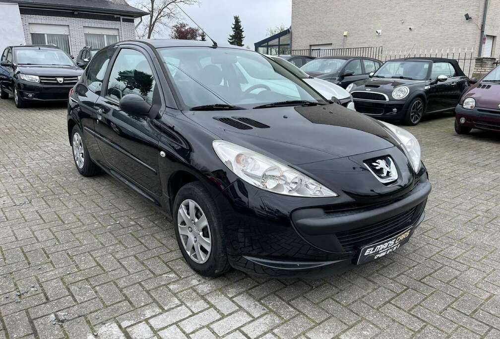 Peugeot 1.1i *103.000km* 2009